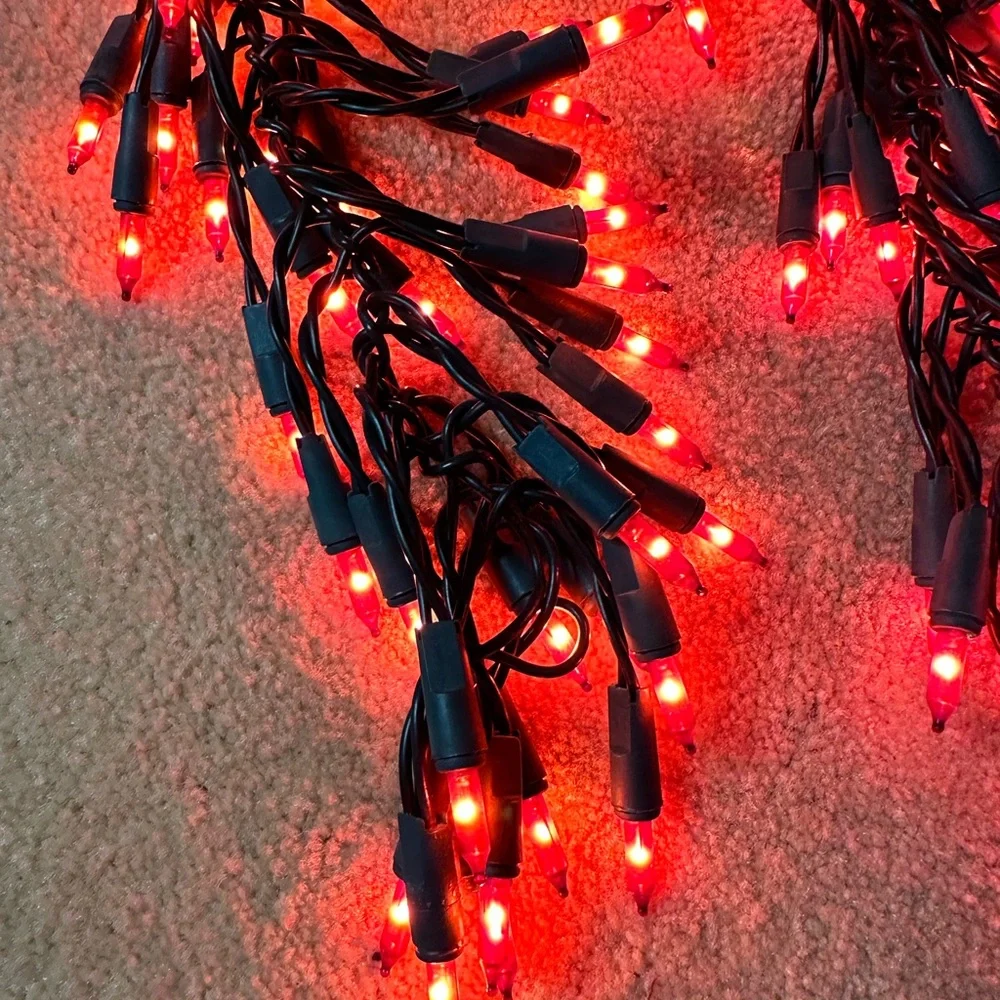 Red indoor,outdoor string vertical swag lights 25 inches long lot of 3